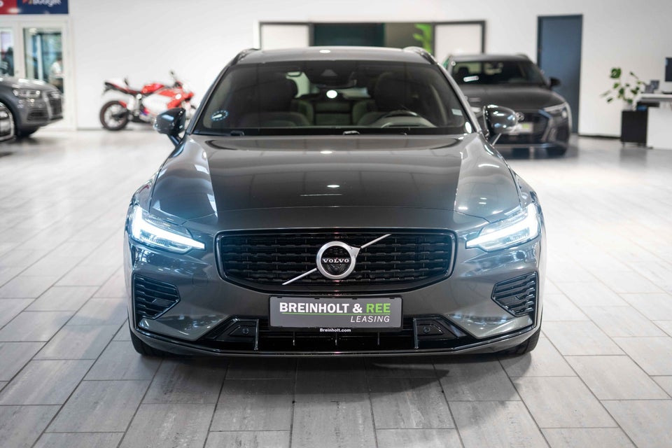 Volvo V60 2,0 T8 390 R-Design aut. AWD 5d