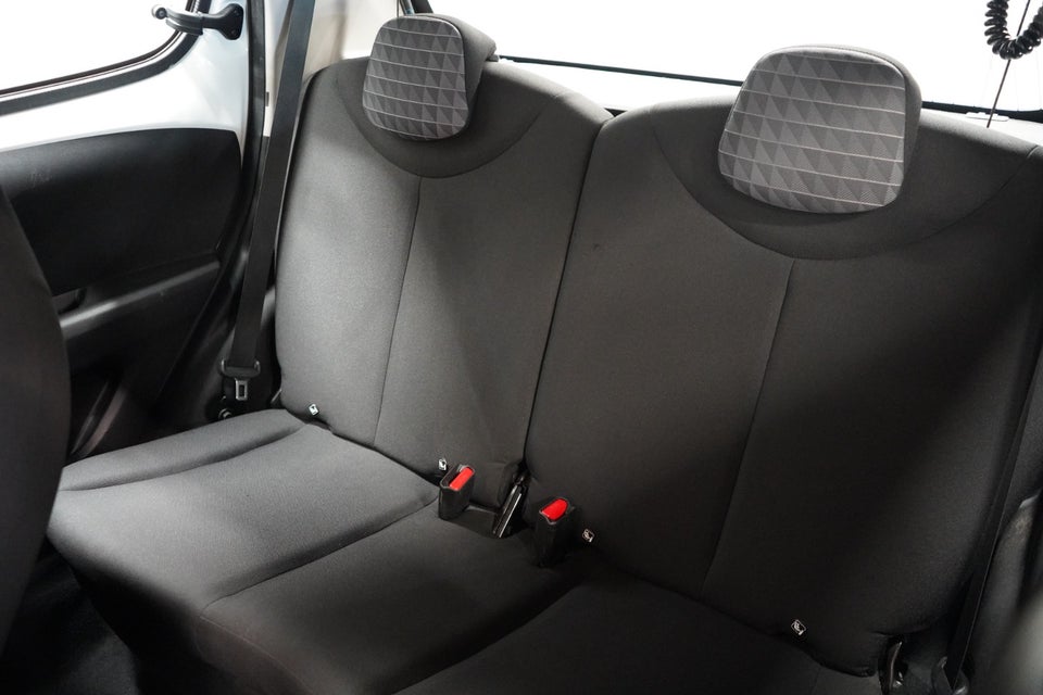 Peugeot 108 1,0 e-VTi 72 Infinity 5d