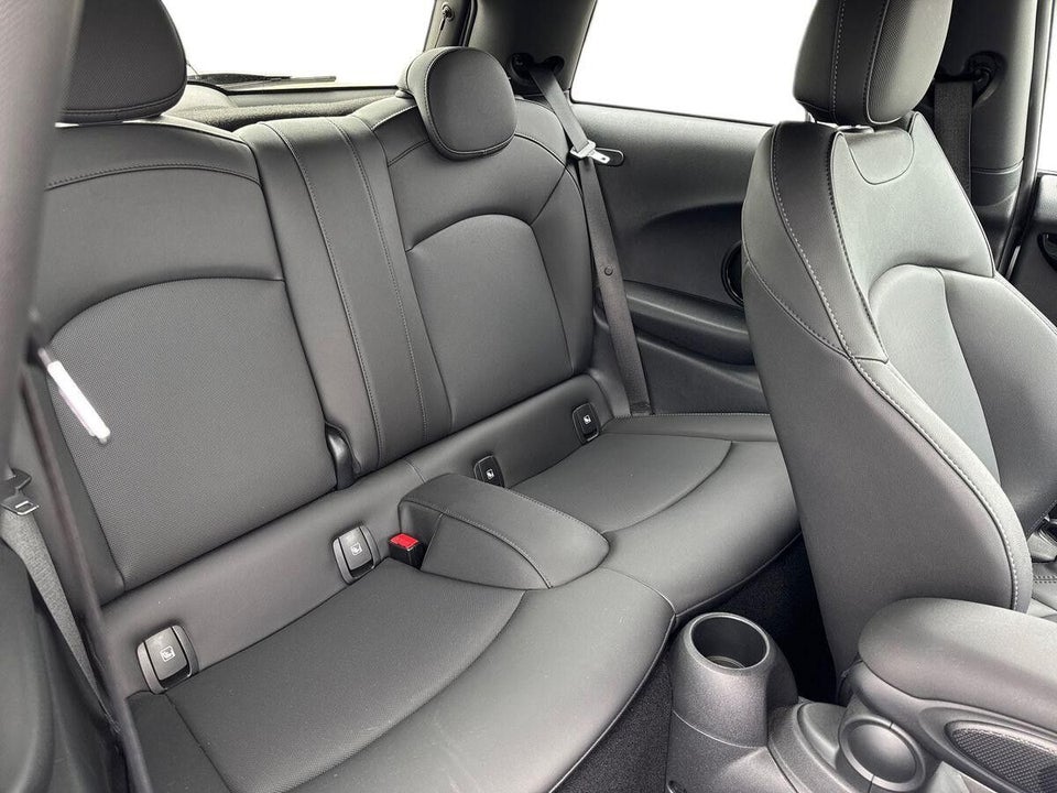 MINI Cooper SE Edition Premium Plus 3d