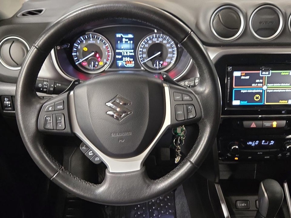 Suzuki Vitara 1,0 Boosterjet Active KUP aut. 5d