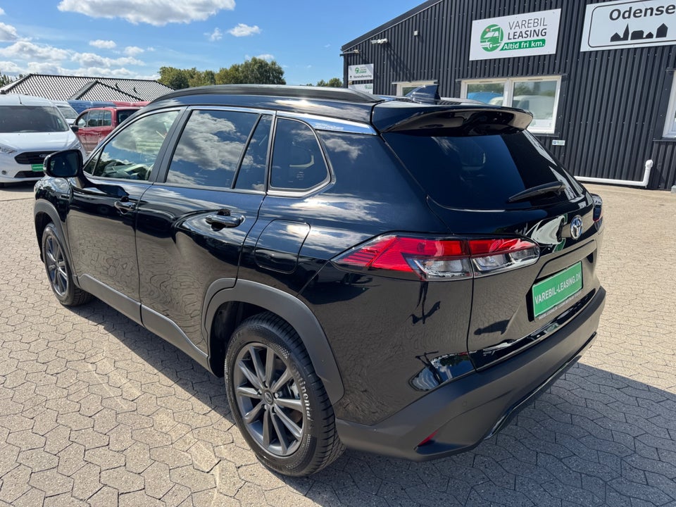 Toyota Corolla Cross 2,0 Hybrid Style CVT Van 5d