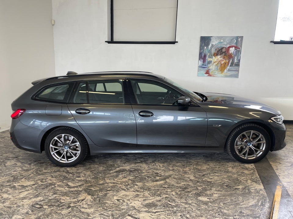 BMW 330e 2,0 Touring Sport Line aut. 5d