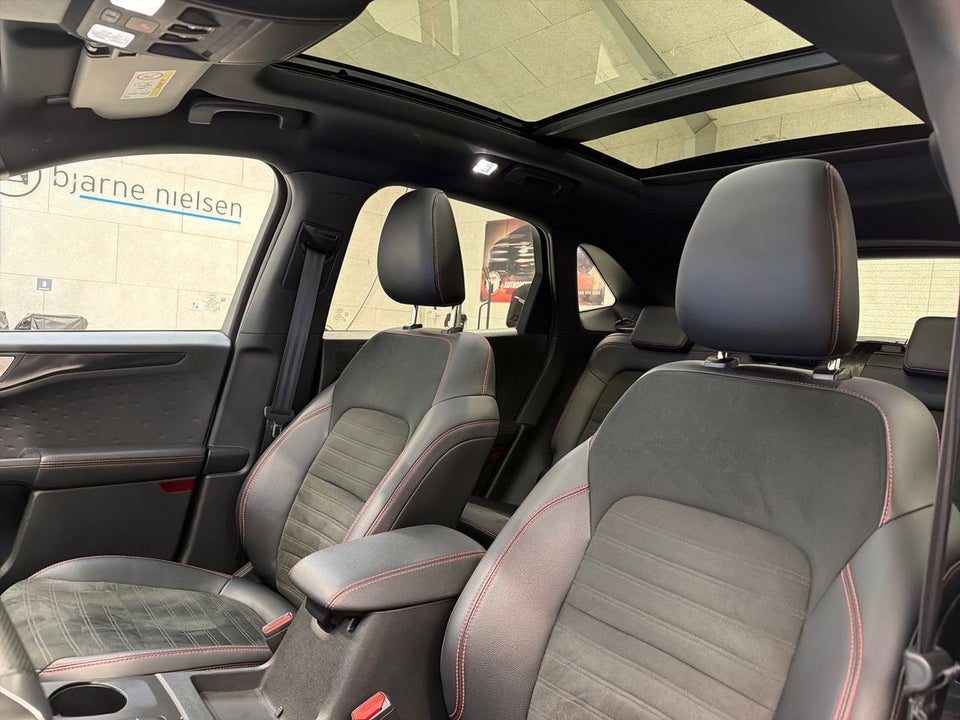 Ford Kuga 2,5 PHEV ST-Line X CVT 5d