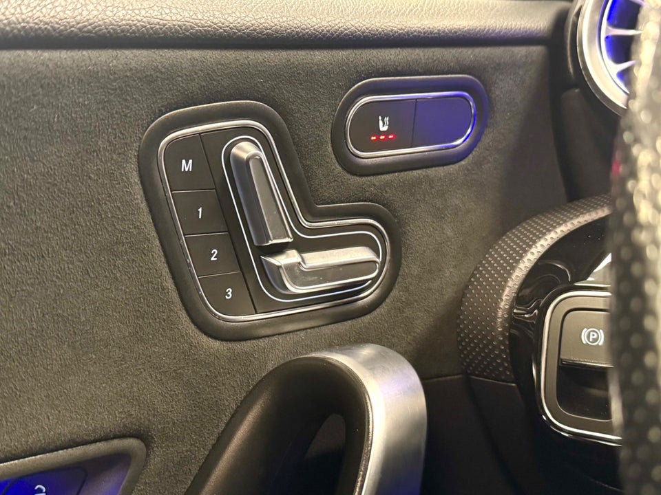 Mercedes A200 1,3 AMG Line aut. 5d