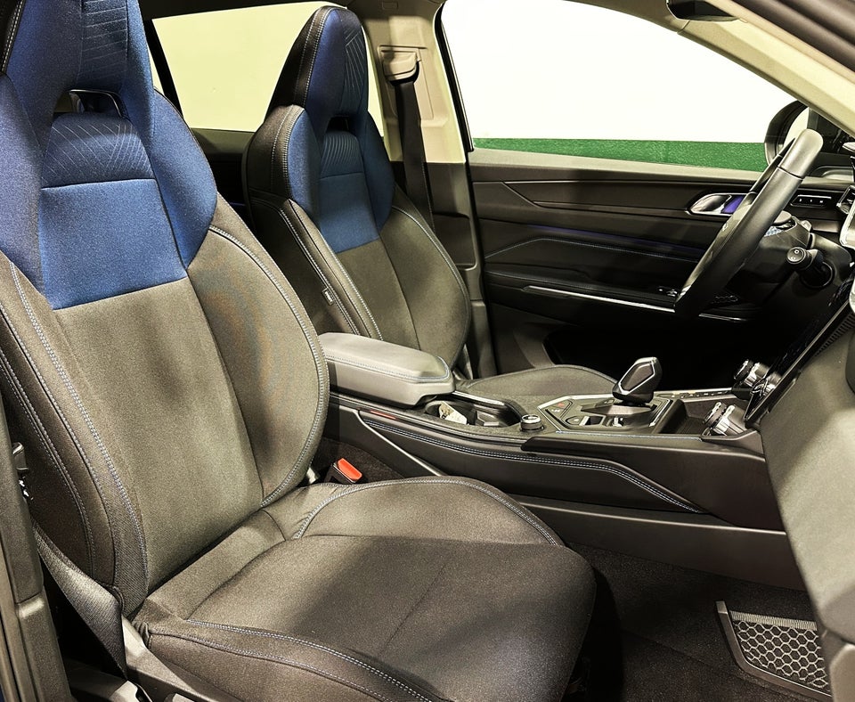 Lynk & Co 01 1,5 PHEV 5d