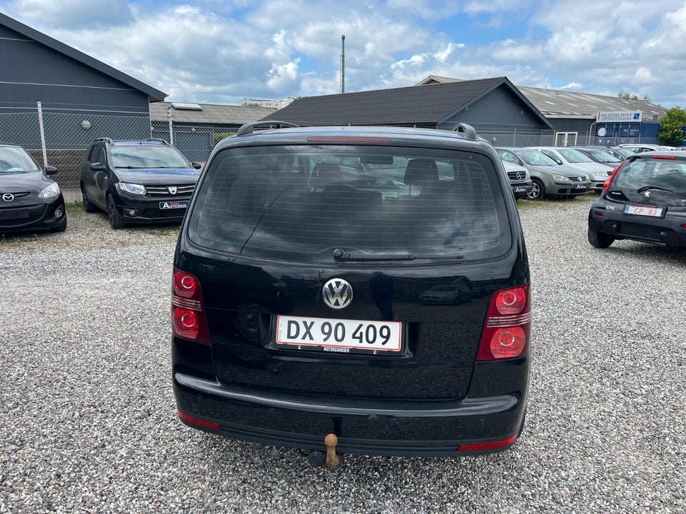 VW Touran 1,4 TSi 140 Trendline 7prs 5d