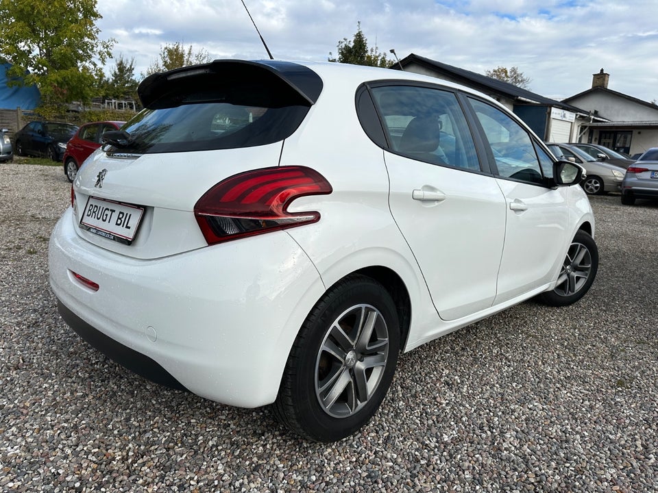 Peugeot 208 1,2 VTi 82 Active 5d