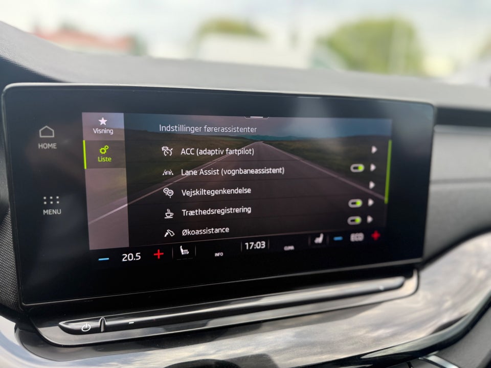 Skoda Octavia 1,4 TSi iV Plus Combi DSG 5d