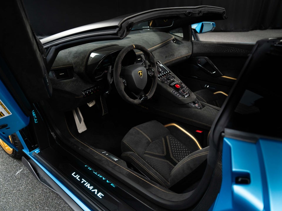 Lamborghini Aventador 6,5 LP780-4 Ultimae Roadster 2d