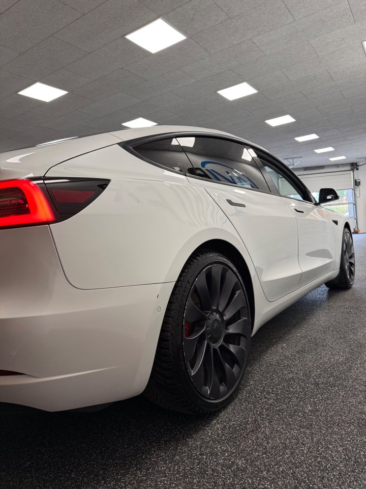 Tesla Model 3 Performance AWD 4d