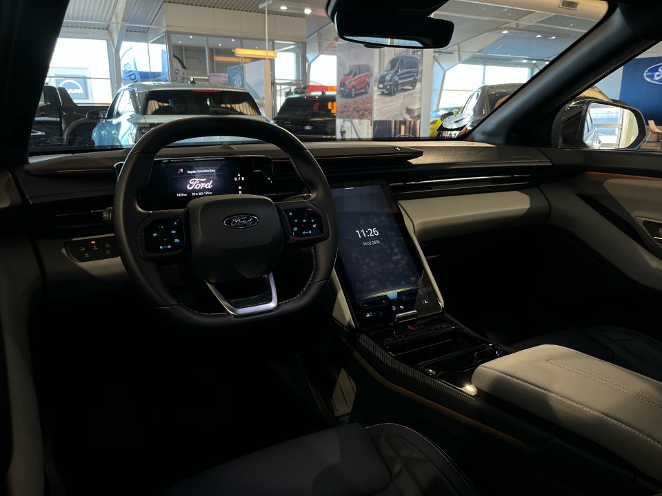 Ford Explorer 77 Premium Extended Range 5d