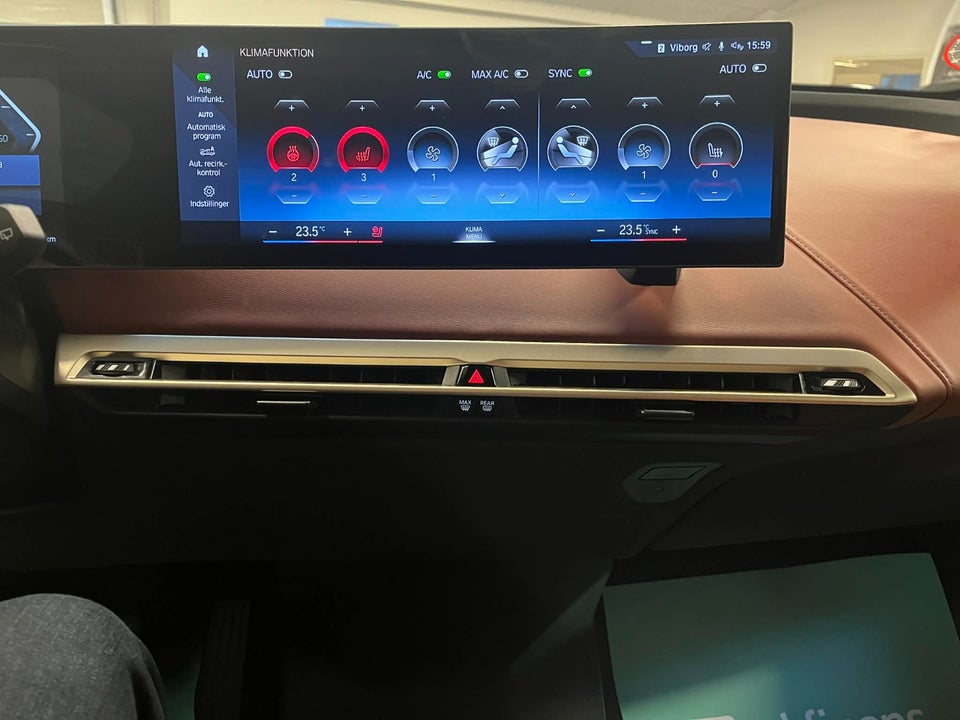 BMW iX xDrive40 Sport 5d