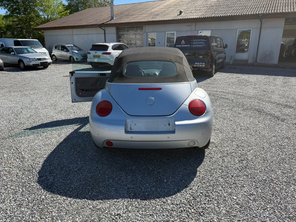 VW New Beetle 1,9 TDi 105 Trendline Cabriolet 2d