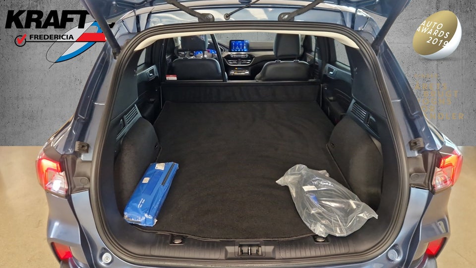 Ford Kuga 1,5 EcoBlue Titanium aut. Van 5d