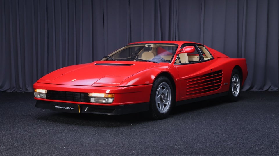 Ferrari Testarossa 4,9  2d