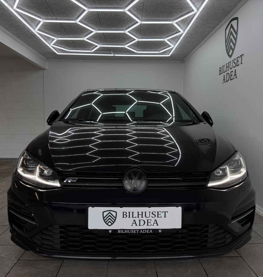 VW Golf VII 1,5 TSi 150 R-line DSG 5d