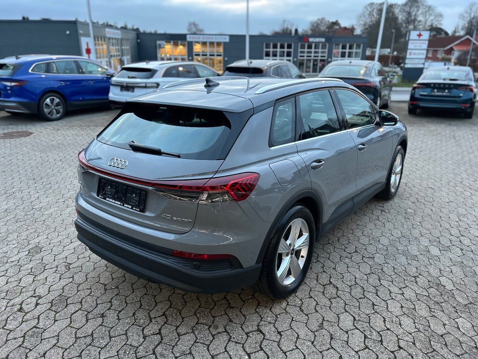 Audi Q4 e-tron 40  5d
