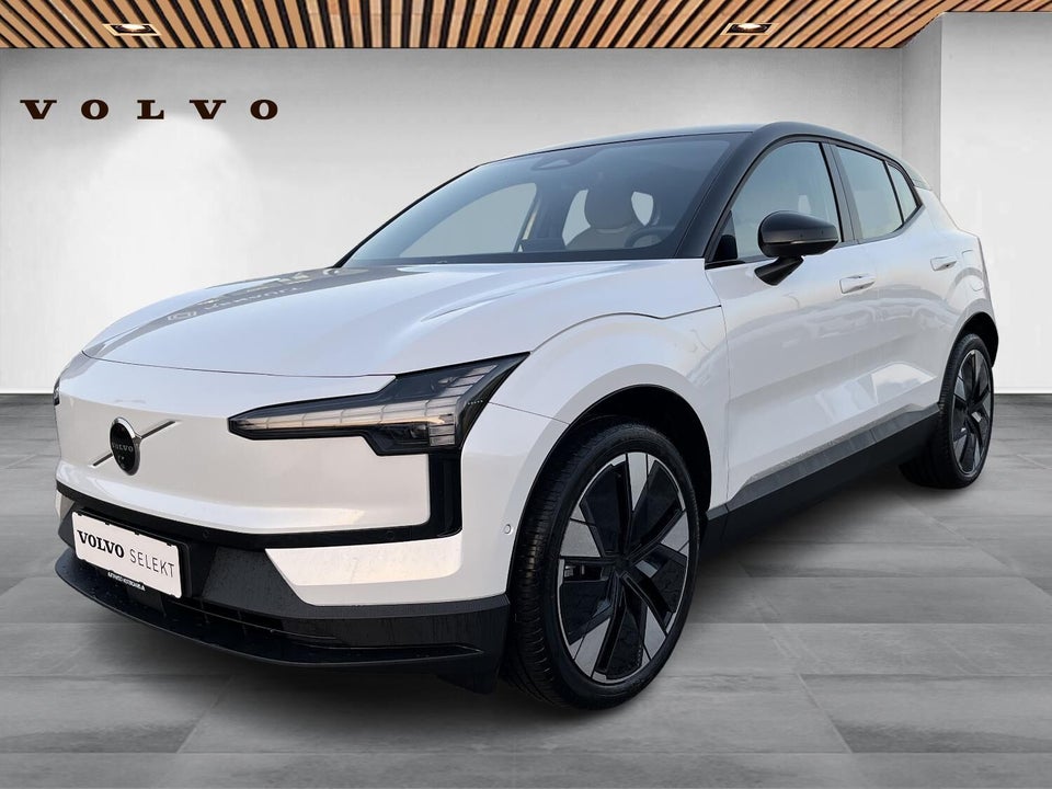 Volvo EX30 Extended Range Ultra 5d