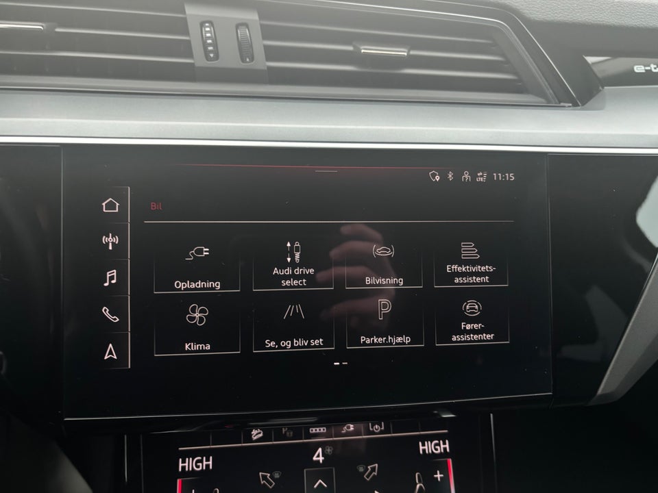 Audi e-tron 55 S-line Sportback quattro 5d