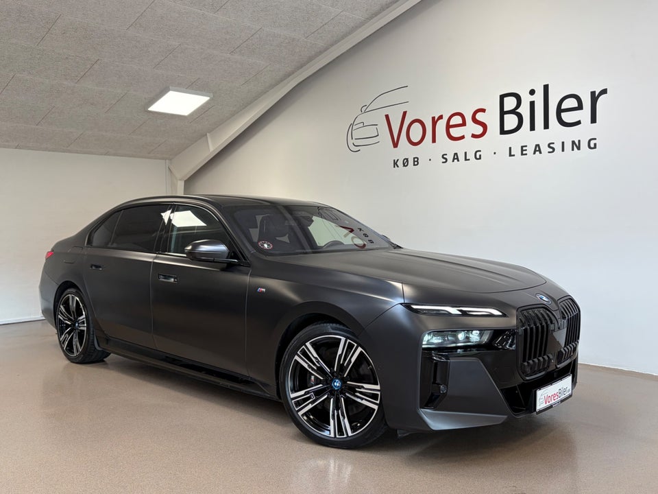 BMW i7 xDrive60 M-Sport 4d