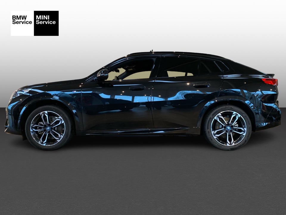 BMW iX2 xDrive30 M-Sport 5d