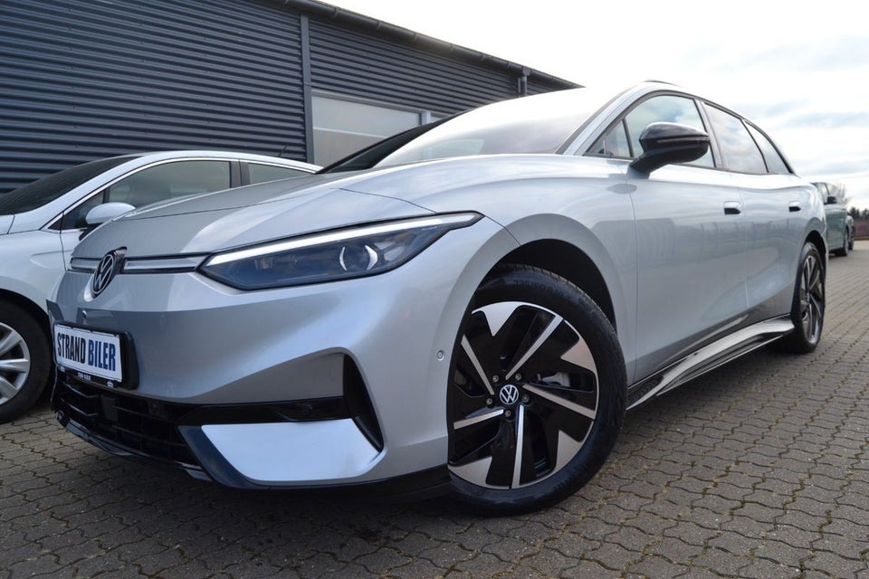 VW ID.7 77 Style Tourer 5d