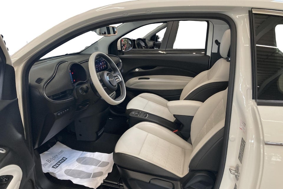 Fiat 500e 42 la Prima by Bocelli Cabrio 2d