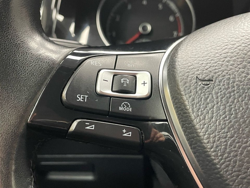 VW Golf VII 1,4 TSi 150 Highline DSG 5d
