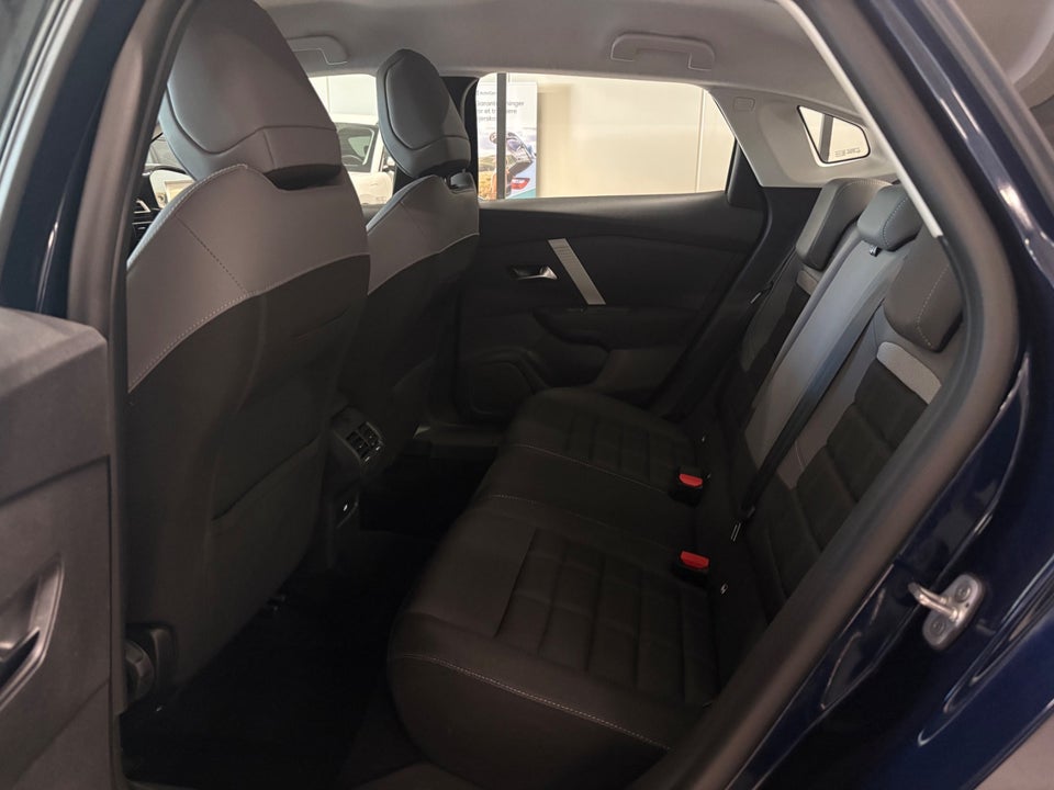 Citroën ë-C4 X 54 Plus 4d