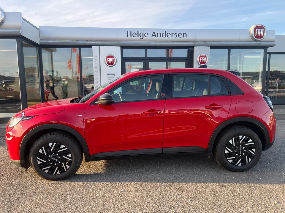 Fiat 600e 54 (RED) 5d