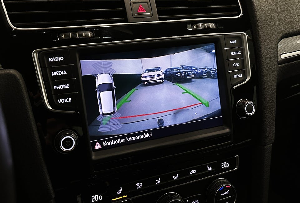 VW Golf VII 1,4 TSi 150 R-line DSG BMT 5d