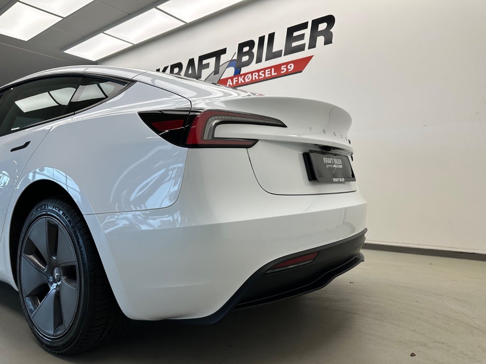 Tesla Model 3 Long Range AWD 4d