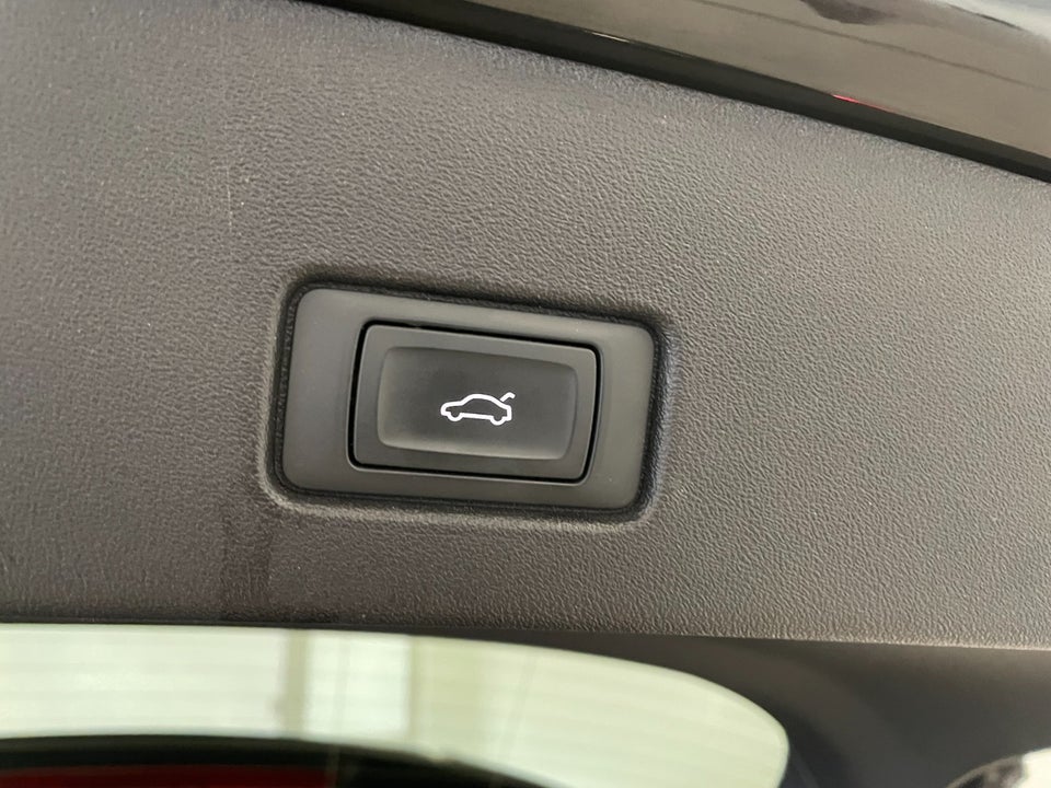 Audi Q4 e-tron 40 Advanced 5d