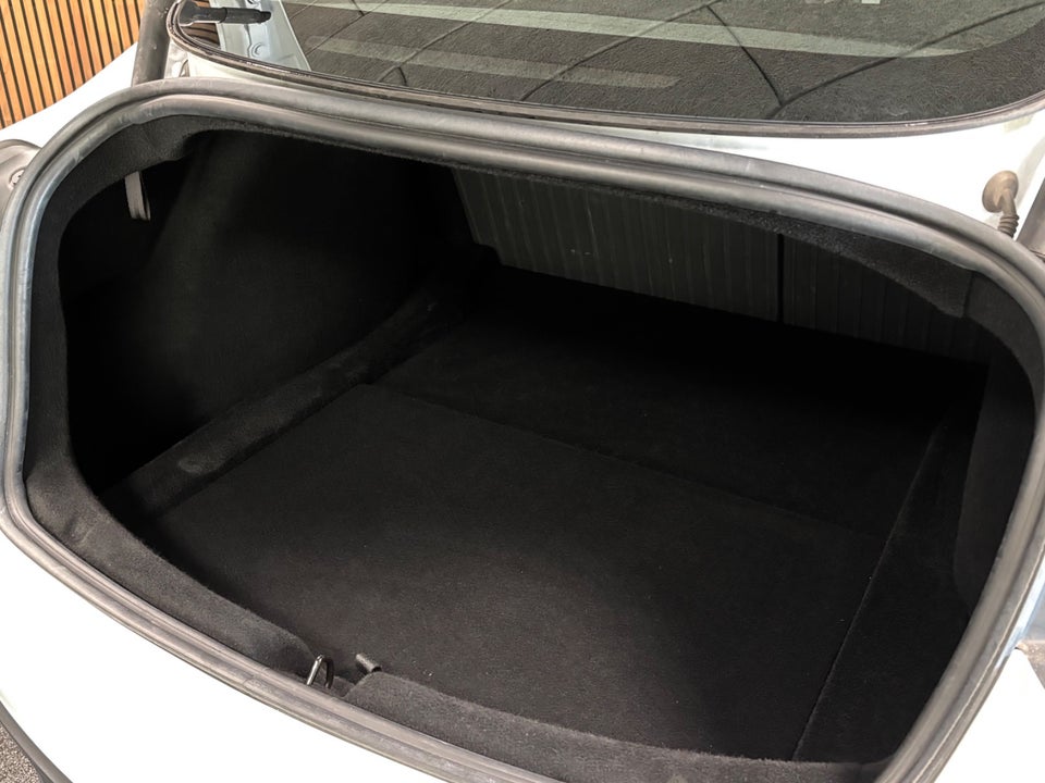 Tesla Model 3 RWD 4d