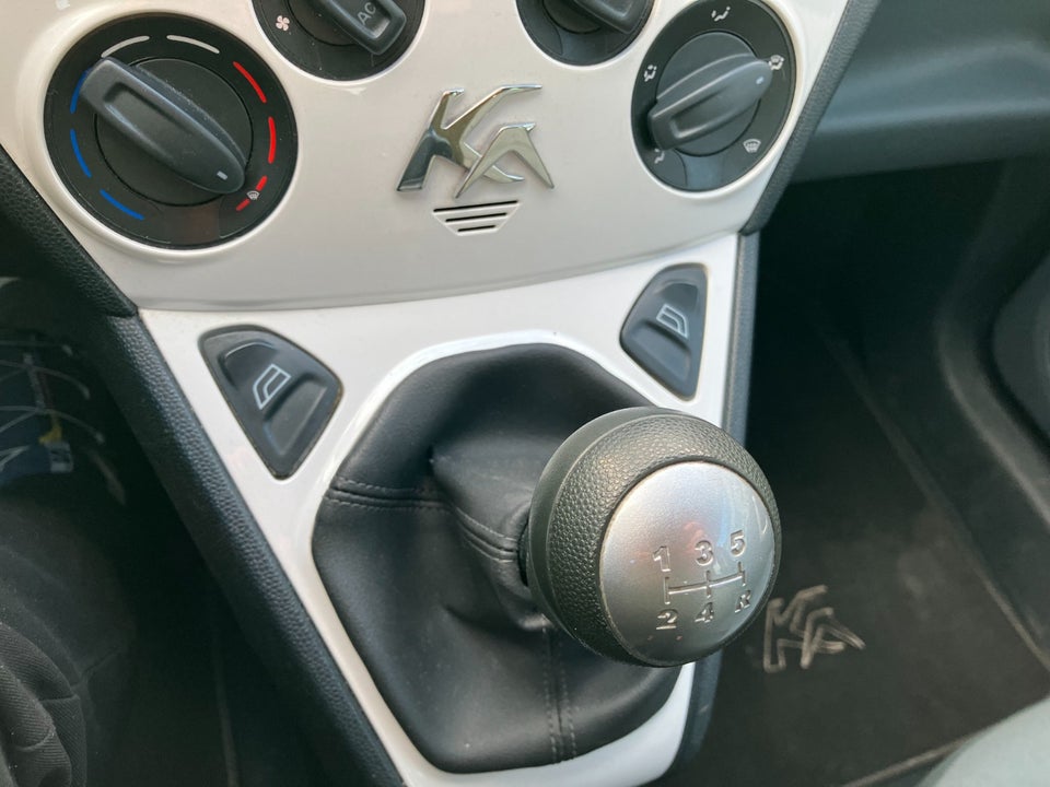 Ford Ka 1,2 Titanium 3d