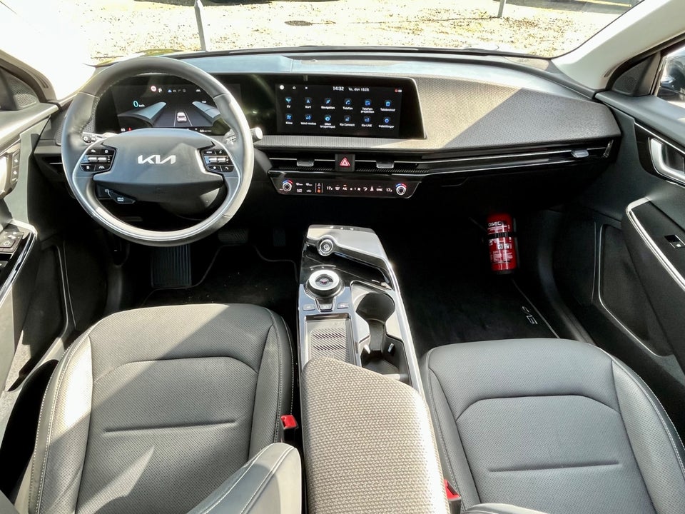 Kia EV6 77 Long Range Upgrade 5d