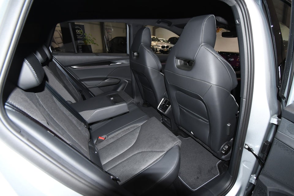 Skoda Enyaq 85 iV Sportline Advanced 5d