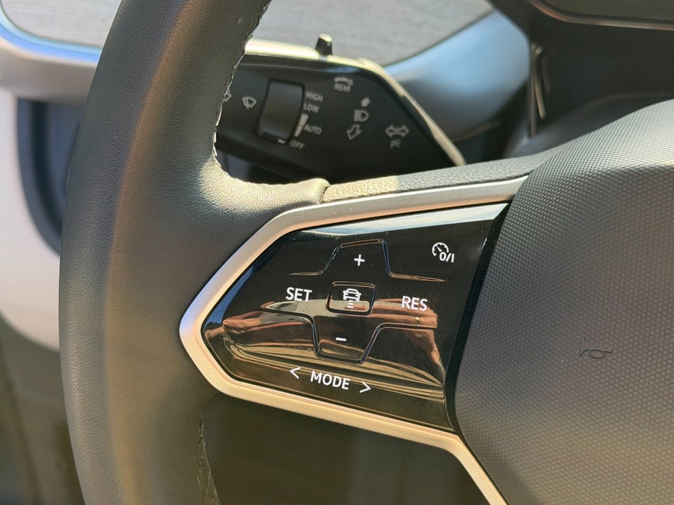 VW ID.Buzz 77 Pro SWB 5d