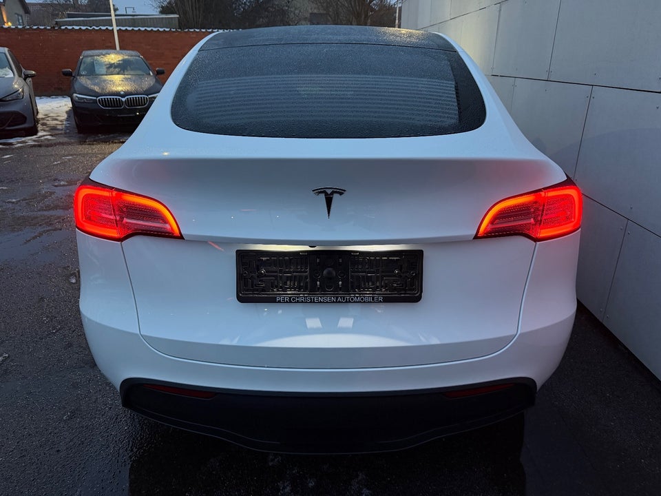 Tesla Model Y RWD 5d