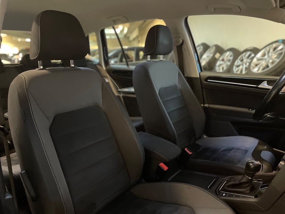 VW Golf Sportsvan 1,6 TDi 110 Highline DSG 5d