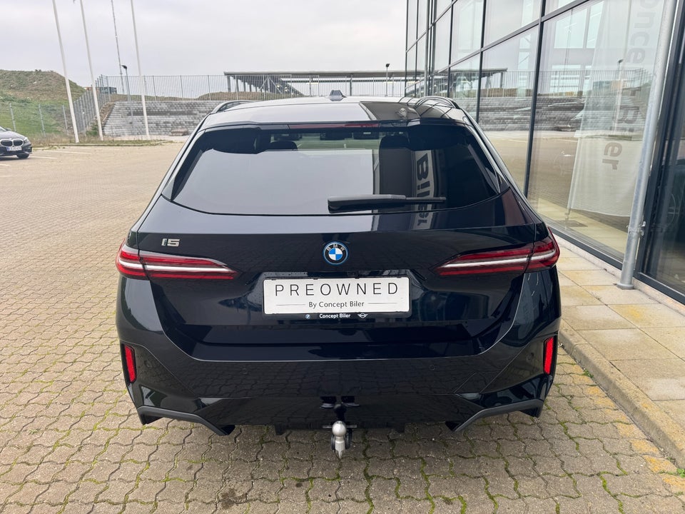 BMW i5 eDrive40 Touring M-Sport 5d