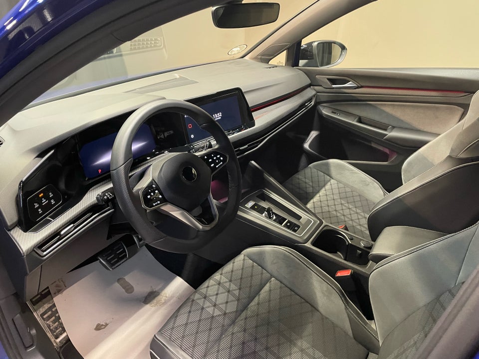 VW Golf VIII 2,0 TSi 190 R-line Variant DSG 5d