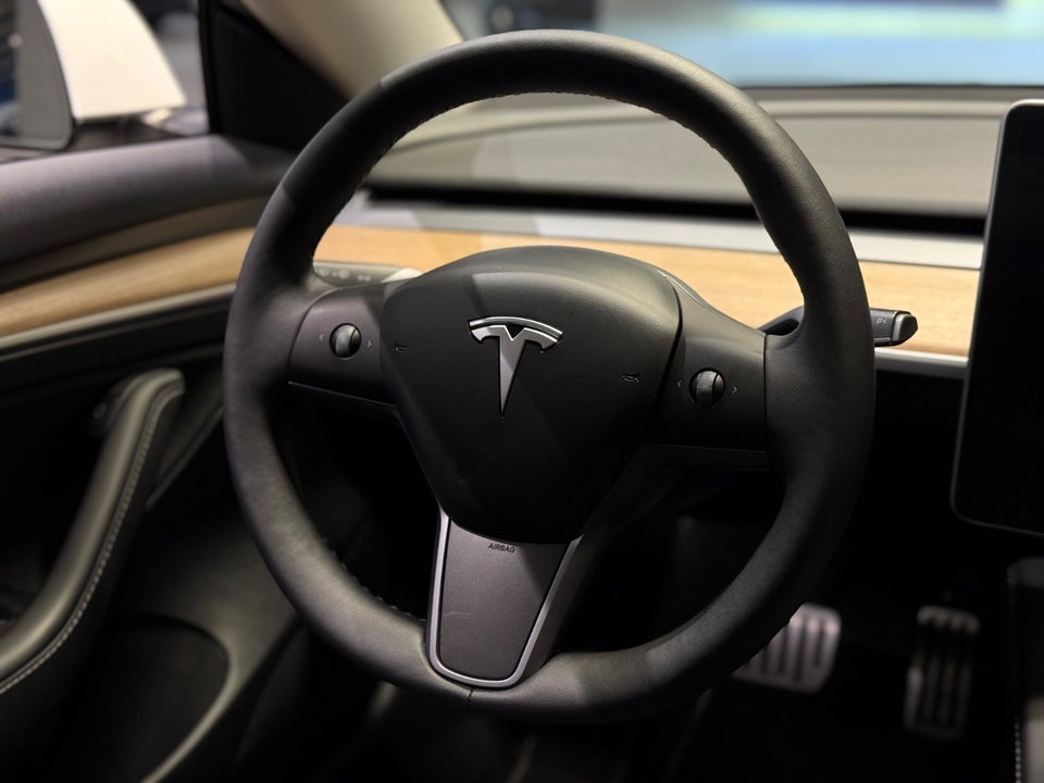 Tesla Model 3 Performance AWD 4d