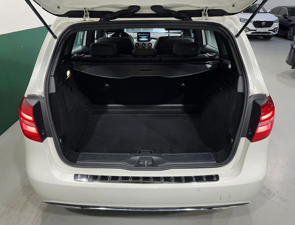 Mercedes B180 d 1,5 Urban 5d
