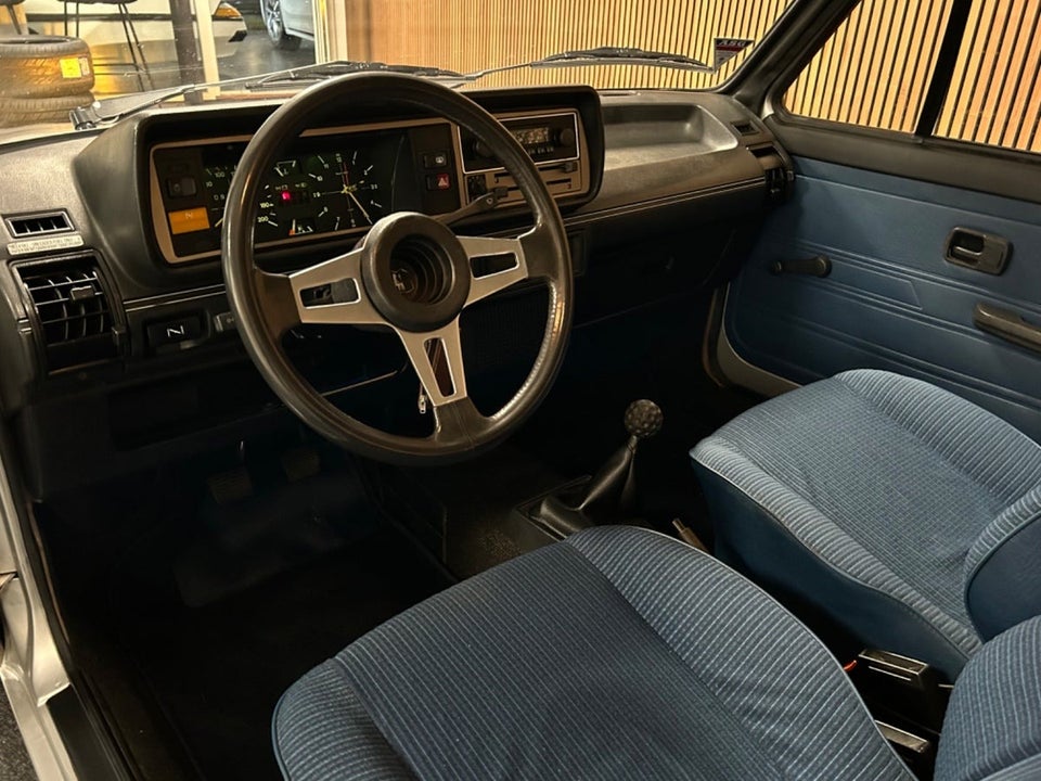 VW Jetta 1,3 2d