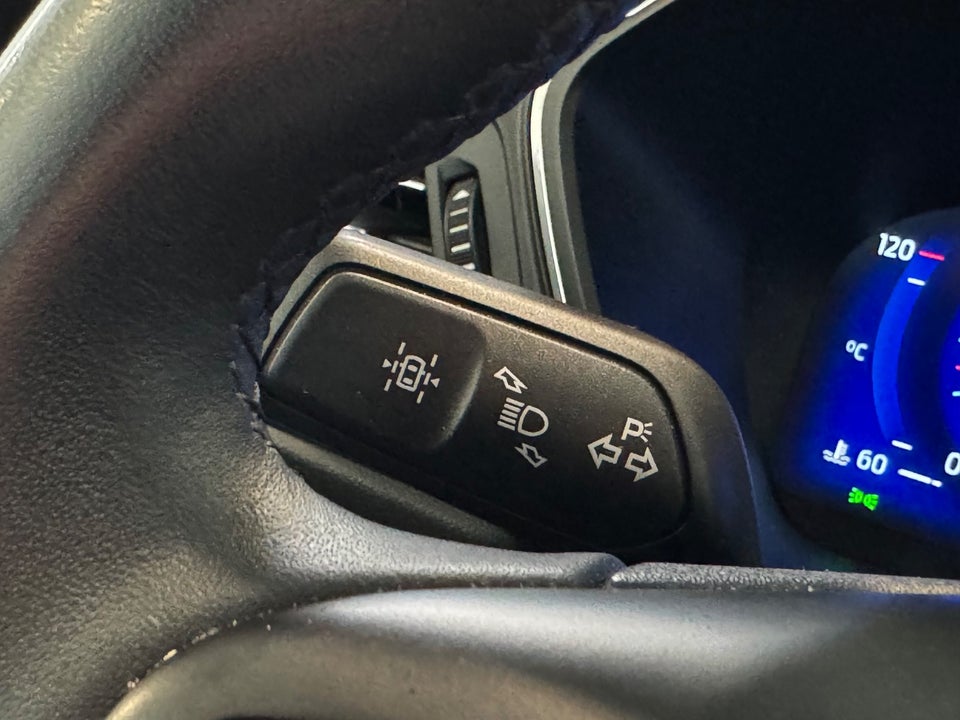 Ford Kuga 1,5 EcoBlue Titanium 5d