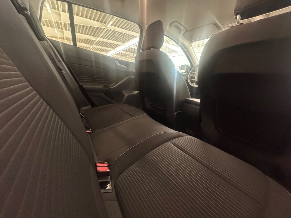 Ford Focus 1,0 EcoBoost Titanium stc. 5d