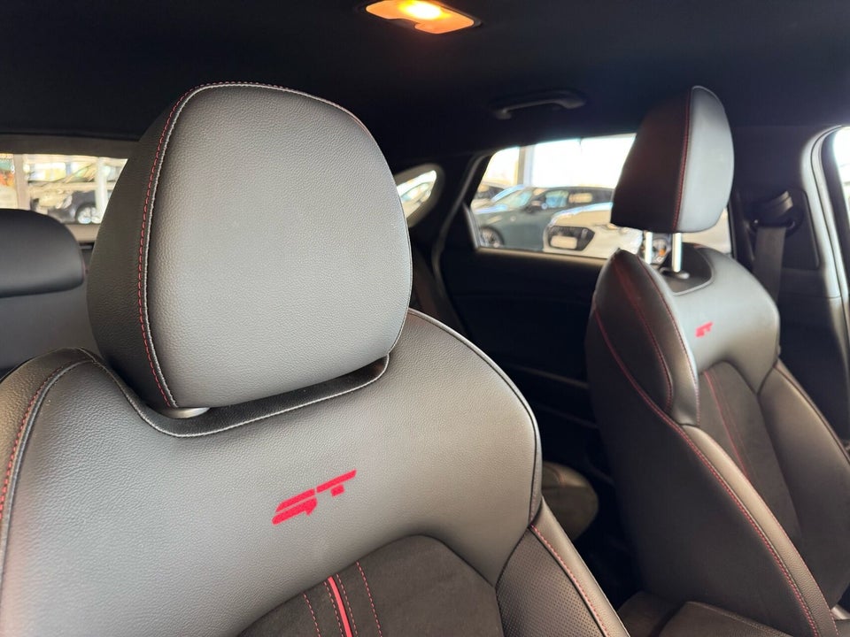 Kia ProCeed 1,6 T-GDi GT DCT 5d