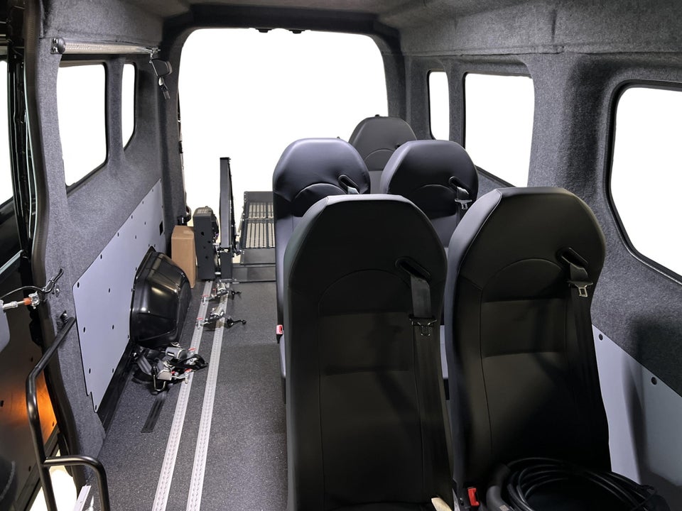 Renault Master V T35 87 E-Tech L3H2 Combi