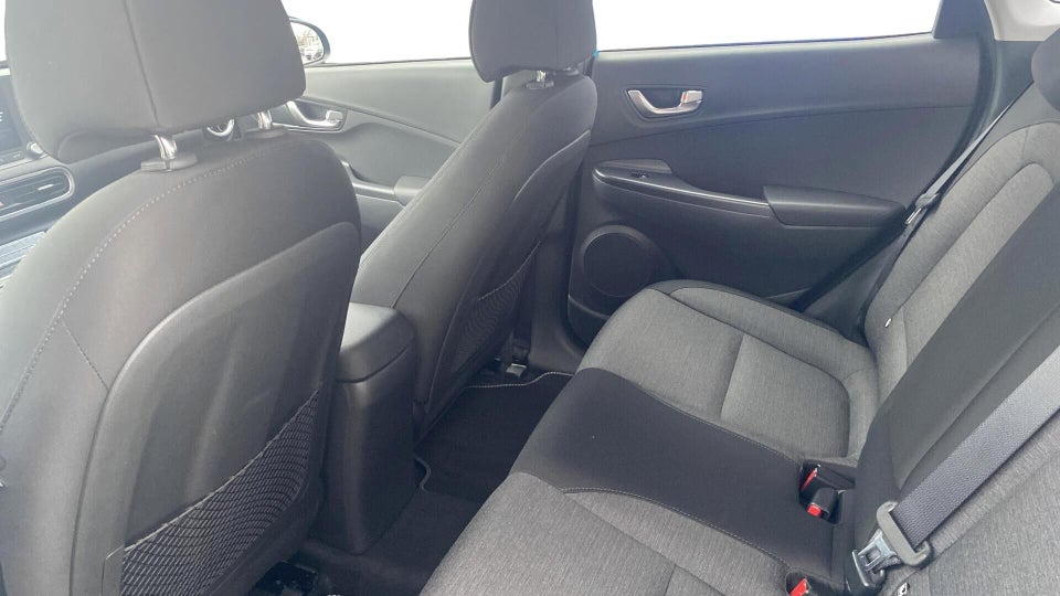 Hyundai Kona 39 EV Select 5d